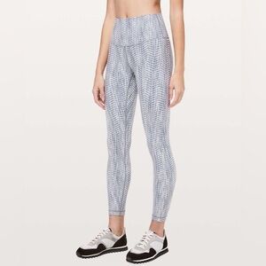 Size 2 Lululemon Wunder Under High-Rise 7/8 Tight *Full-On Luon 25"